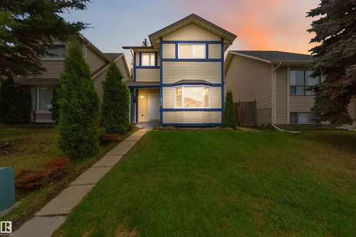 4012 51 ST, Gibbons - $339,900