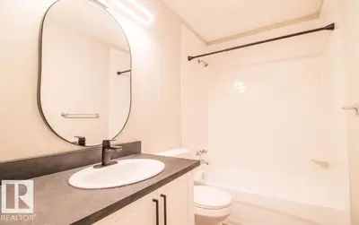 Interior photo 4 of 3129 139 AV NW