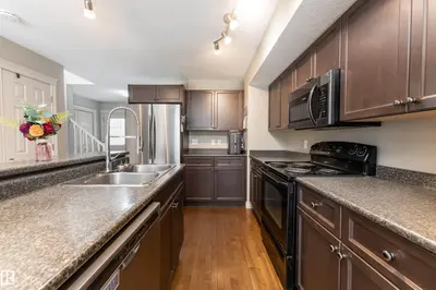 Interior photo 4 of 49 HARTWICK LO