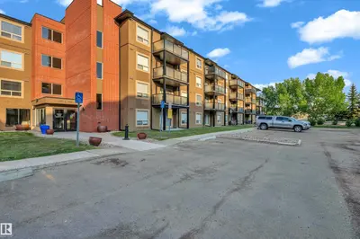 Interior photo 1 of #305 13907 136 ST NW