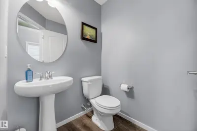 Interior photo 3 of 7626 ELLESMERE WY