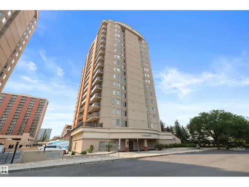 #1503 10909 103 AV NW, Edmonton - $324,900