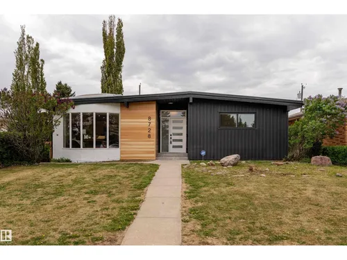 8728 72 ST NW, Edmonton - $650,000
