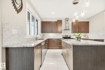 Interior photo 2 of 5803 32 ST NE