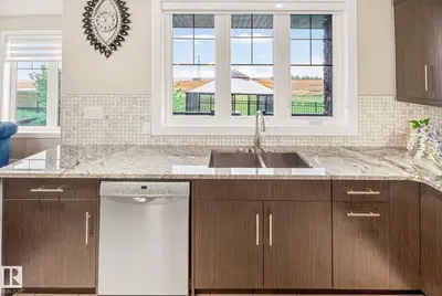 Interior photo 3 of 5803 32 ST NE