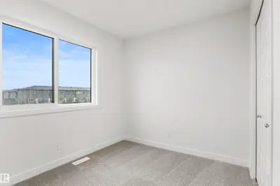 Interior photo 3 of 5730 HAWTHORN CM SW