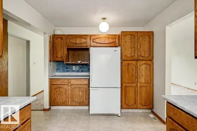 Interior photo 4 of 23 ALLISON PL