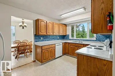 Interior photo 2 of 23 ALLISON PL