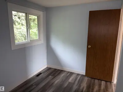 Interior photo 2 of 167 RIDGEWOOD