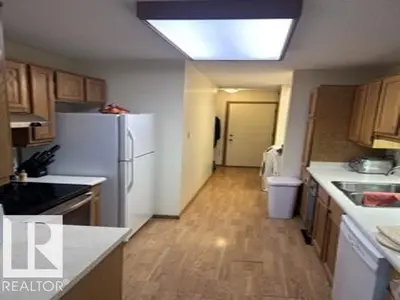 Interior photo 2 of #23 500 LESSARD DR NW
