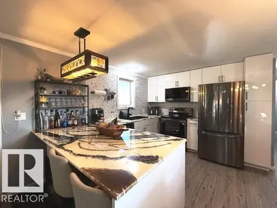 Interior photo 1 of 25 Ridgeway Drive NW