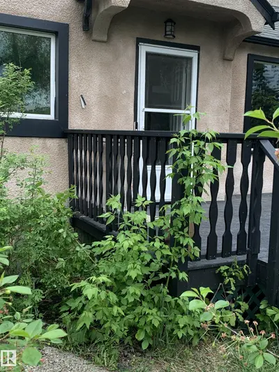 Interior photo 1 of 11842 93 ST NW