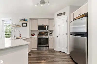 Interior photo 3 of 24 EGERLAND PL