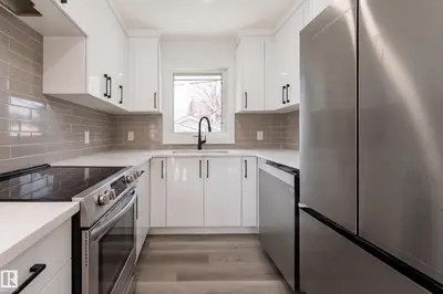 Interior photo 4 of 11844 ST ALBERT TR NW