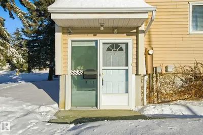 Interior photo 3 of 5538 145 AV NW