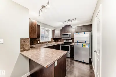 Interior photo 4 of #47 12004 22 AV SW