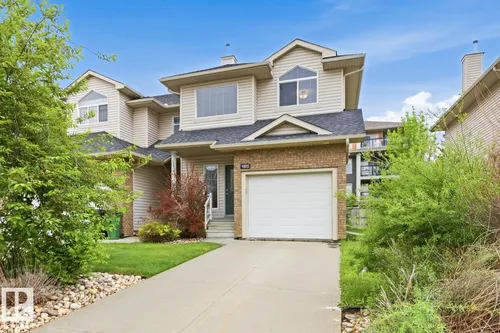 11612 11 AV SW, Edmonton - $338,000