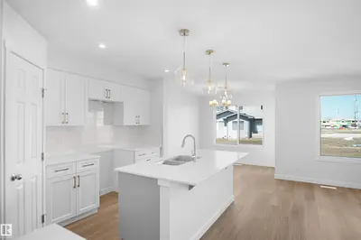 Interior photo 4 of 36 Nectar WY