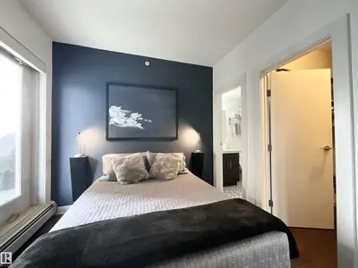Interior photo 3 of #1504 10152 104 ST NW