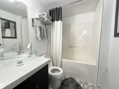 Interior photo 4 of #1504 10152 104 ST NW