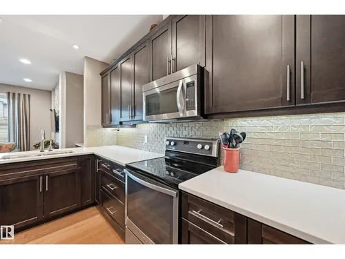 3252 ALLAN WY SW, Edmonton - $525,000