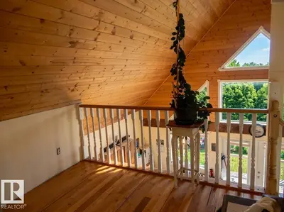 Interior photo 2 of 58416 RGE ROAD 74