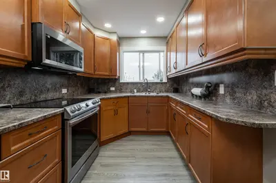 Interior photo 2 of 531031 Range Road 195