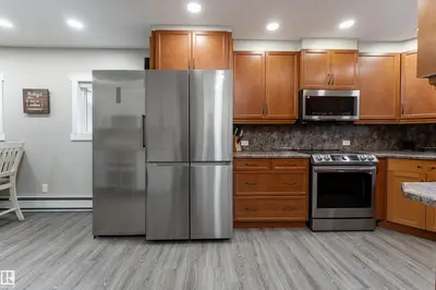 Interior photo 3 of 531031 Range Road 195