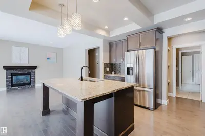 Interior photo 2 of 1957 AINSLIE LI SW