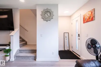 Interior photo 4 of 12112 35 AV SW