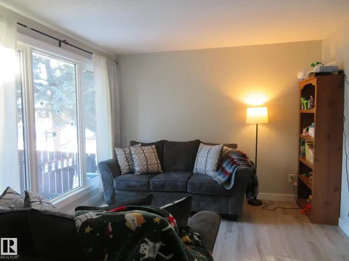 3103 109 ST NW, Edmonton - $263,900