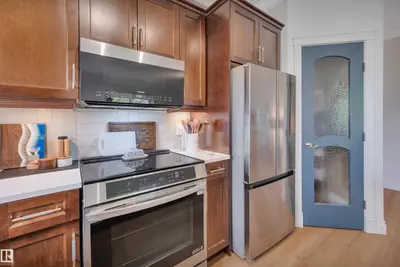 Interior photo 2 of #305 8631 108 ST NW