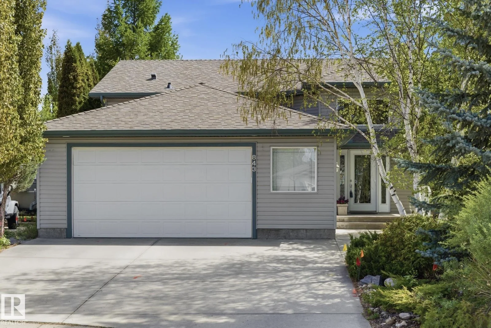 843 Oakland PL, Devon - 3 bedroom Detached Single Family for sale
