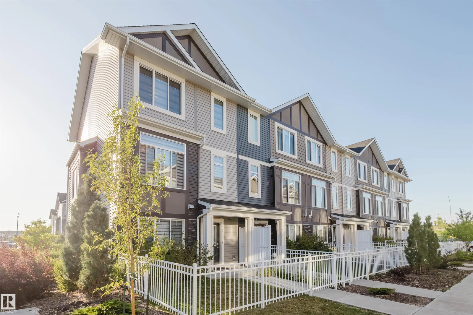 #41 2215 24 ST NW, Edmonton - 3 bedroom Townhouse for sale