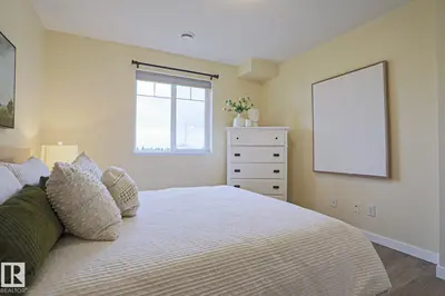 Interior photo 3 of 