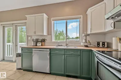Interior photo 3 of #14 53122 RGE ROAD 14
