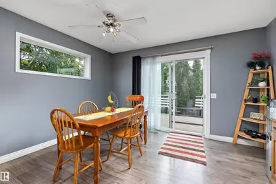 Interior photo 2 of 22 MEADOWVIEW DR