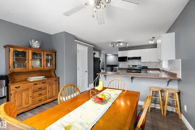 Interior photo 4 of 22 MEADOWVIEW DR