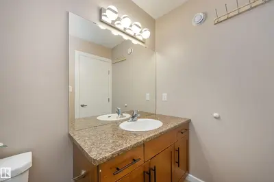 Interior photo 4 of 501 CHAPPELLE DR SW