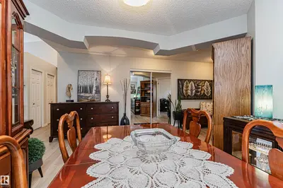 Interior photo 3 of 6 ESTATES CO