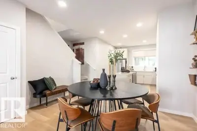 Interior photo 1 of 5607 Parc Reunis Way