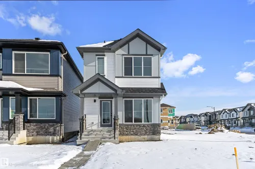 1008 14 AV NW, Edmonton - $453,600
