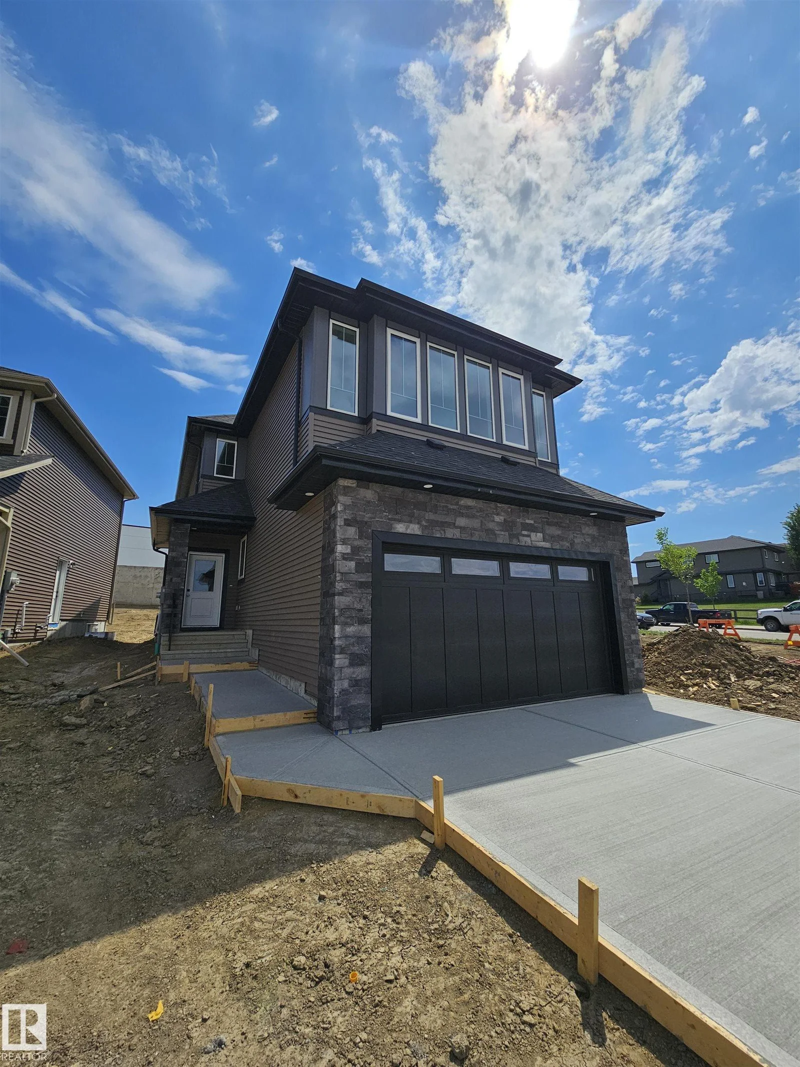 1405 OSPREY CT NW, Edmonton - 5 bedroom Detached Single Family for sale