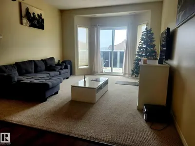 Interior photo 2 of #425 4304 139 AV NW
