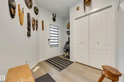 Interior photo 1 of 1020 Daniels LO SW SW
