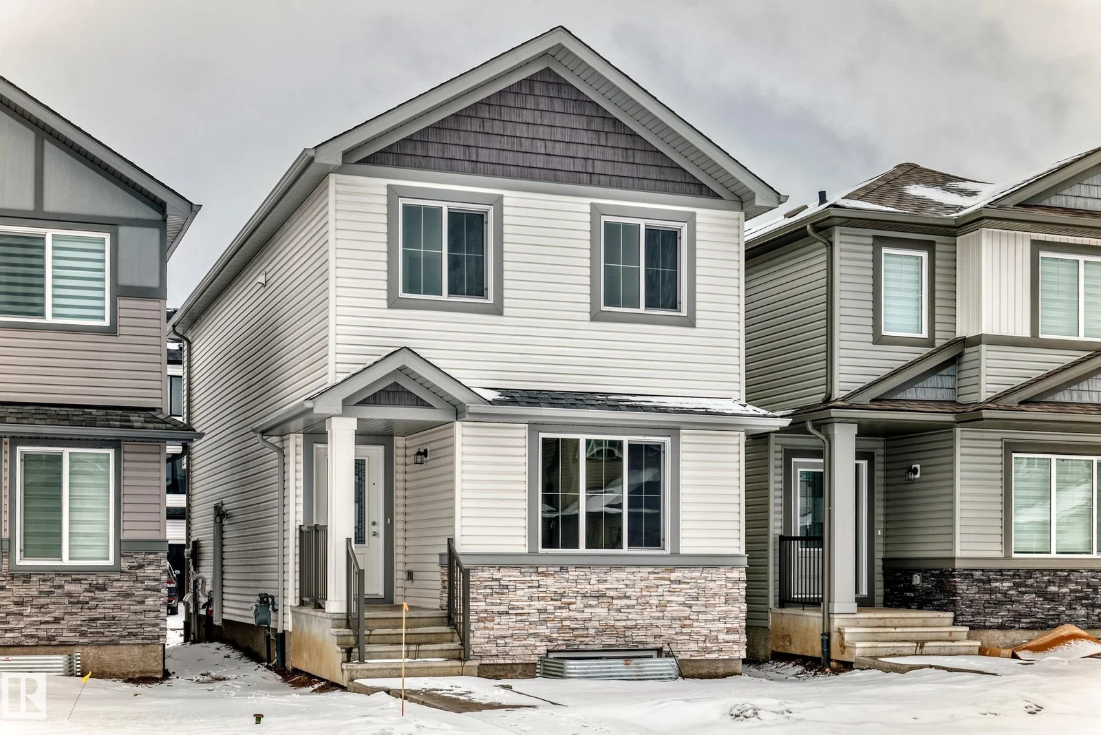 4611 177ave NW, Edmonton - 5 bedroom Detached Single Family for sale
