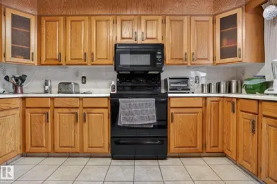 Interior photo 4 of 2332 113A ST NW NW