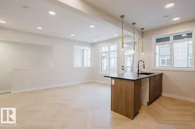 Interior photo 4 of #11 16231 19 AV SW