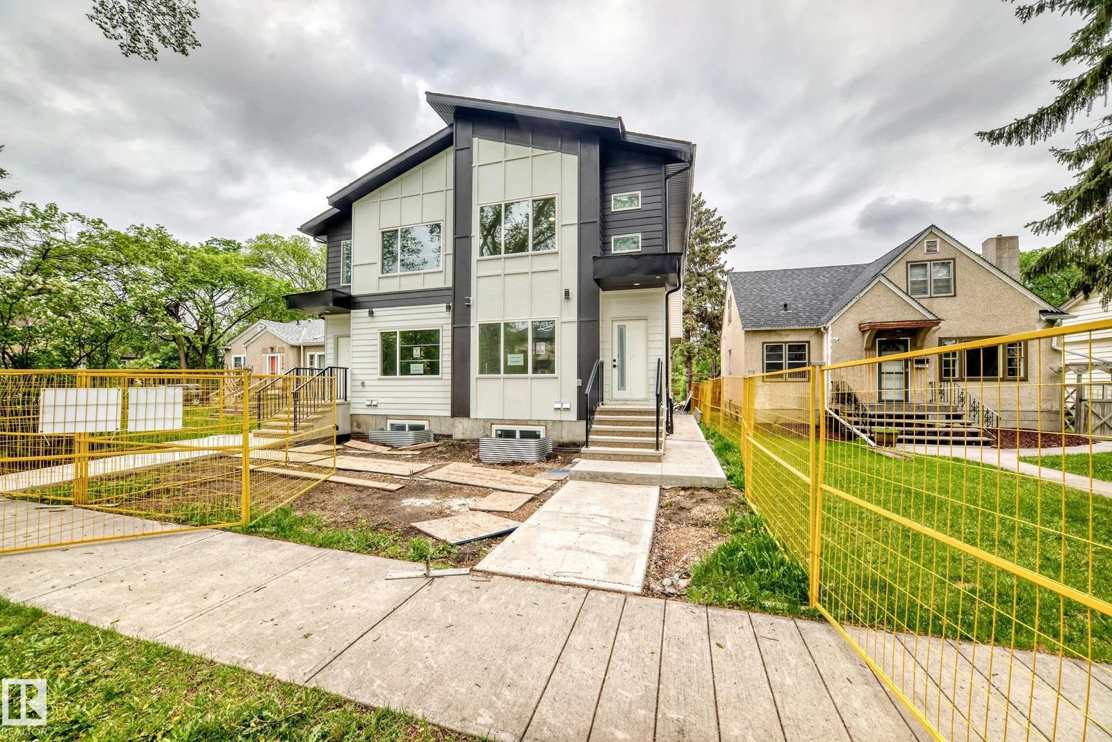 11170 73 AV NW NW, Edmonton - 5 bedroom Duplex for sale
