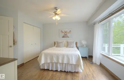 Interior photo 4 of 1213 TWP ROAD 554